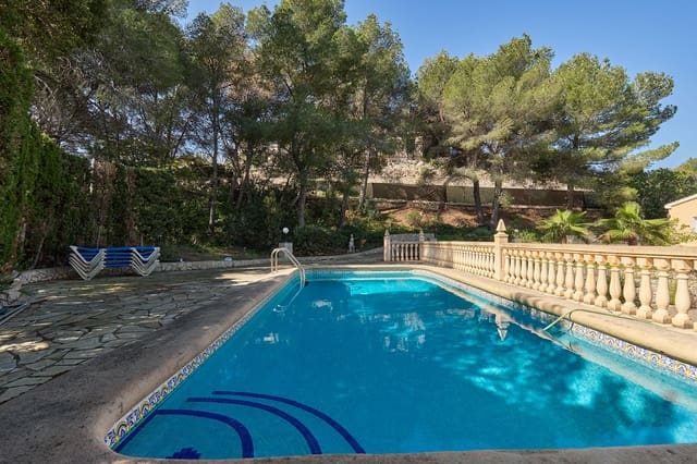4 soveværelse Villa til salg i Javea / Xàbia med swimmingpool garage - € 975.000 (Ref: 9997374)