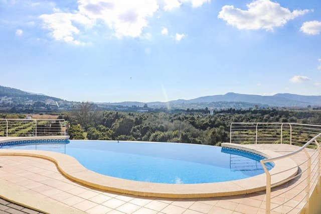 4 soveværelse Villa til salg i Javea / Xàbia med swimmingpool garage - € 835.000 (Ref: 9997377)