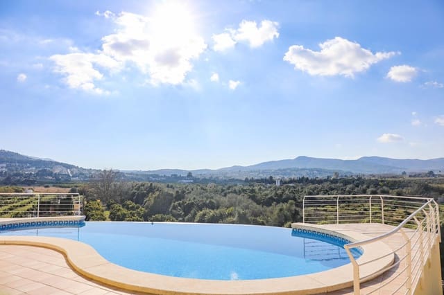 4 soveværelse Villa til salg i Javea / Xàbia med swimmingpool garage - € 835.000 (Ref: 9997377)
