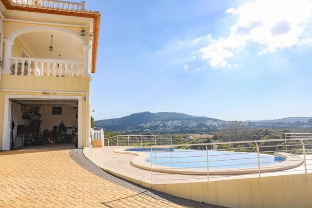 4 soveværelse Villa til salg i Javea / Xàbia med swimmingpool garage - € 835.000 (Ref: 9997377)