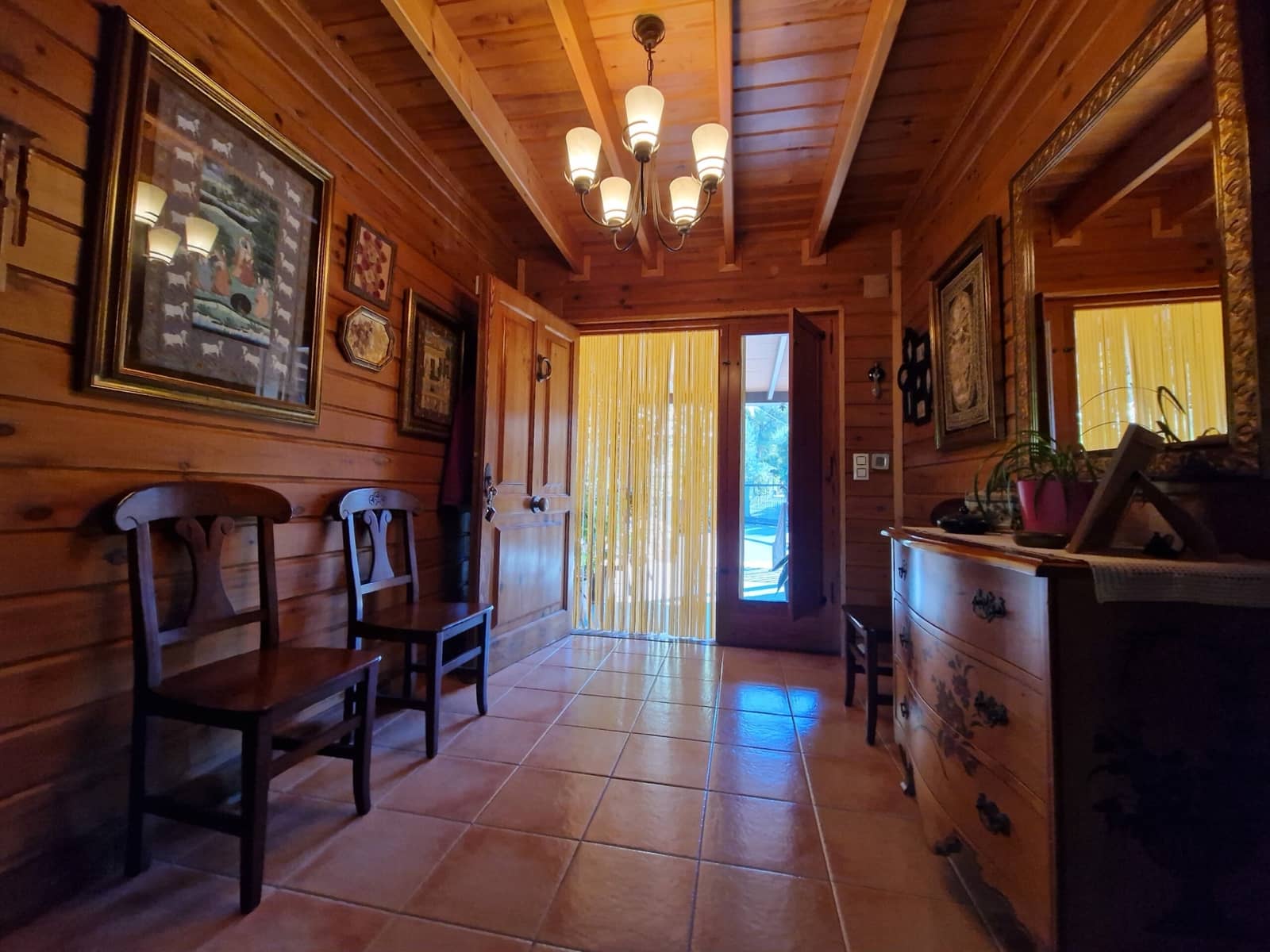 4 sypialnia Finka/Dom wiejski na sprzedaż w Orba z basenem garażem - 899 000 € (Ref: 9997383)