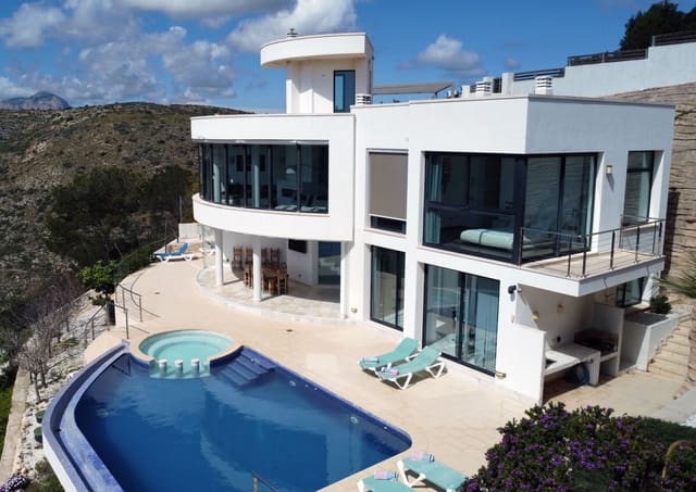 4 soveværelse Villa til salg i Javea / Xàbia med swimmingpool - € 2.850.000 (Ref: 9997389)