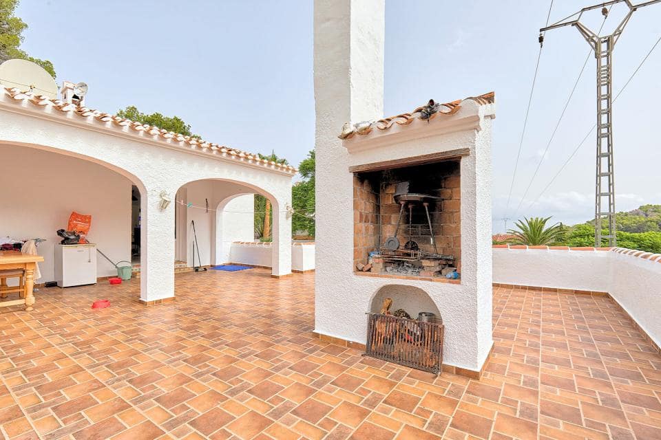Chalet de 5 habitaciones en Javea / Xàbia en venta con piscina - 549.000 € (Ref: 9997395)