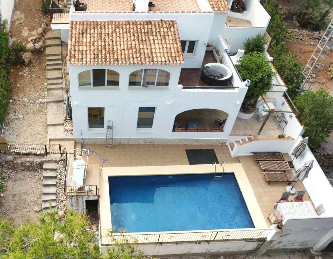 Chalet de 5 habitaciones en Javea / Xàbia en venta con piscina - 549.000 € (Ref: 9997395)