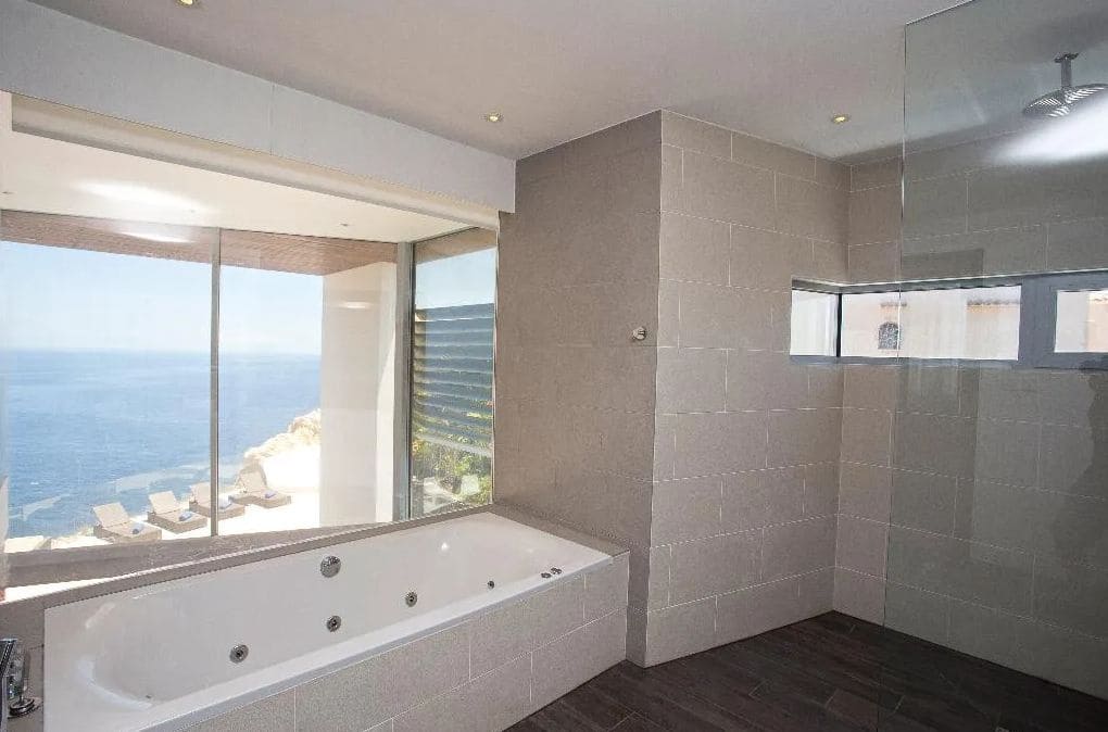 5 slaapkamer Villa te koop in Javea / Xabia met zwembad garage - € 2.830.000 (Ref: 9997396)