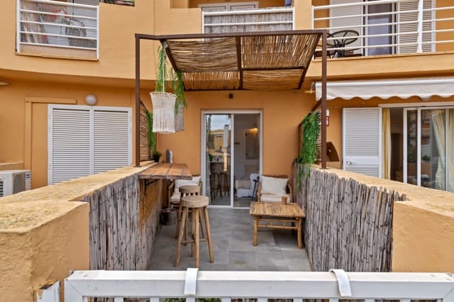 Apartamento de 2 habitaciones en Arenal, Javea / Xàbia en venta con piscina garaje - 345.000 € (Ref: 9997397)