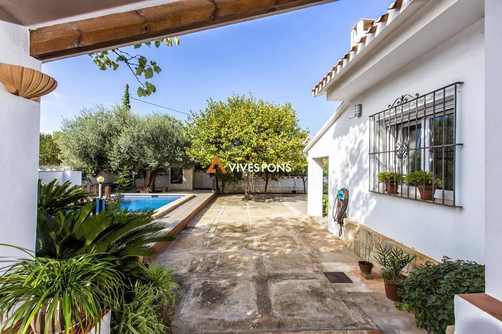 4 soverom Villa til salgs i Denia med svømmebasseng garasje - € 960 000 (Ref: 9997400)