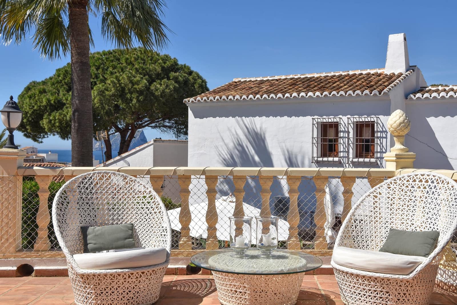Chalet de 3 habitaciones en Moraira en venta con piscina - 1.150.000 € (Ref: 9997401)