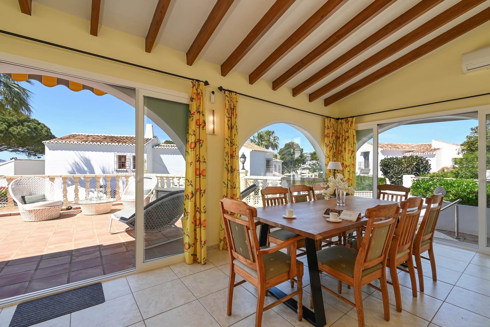 Chalet de 3 habitaciones en Moraira en venta con piscina - 1.150.000 € (Ref: 9997401)