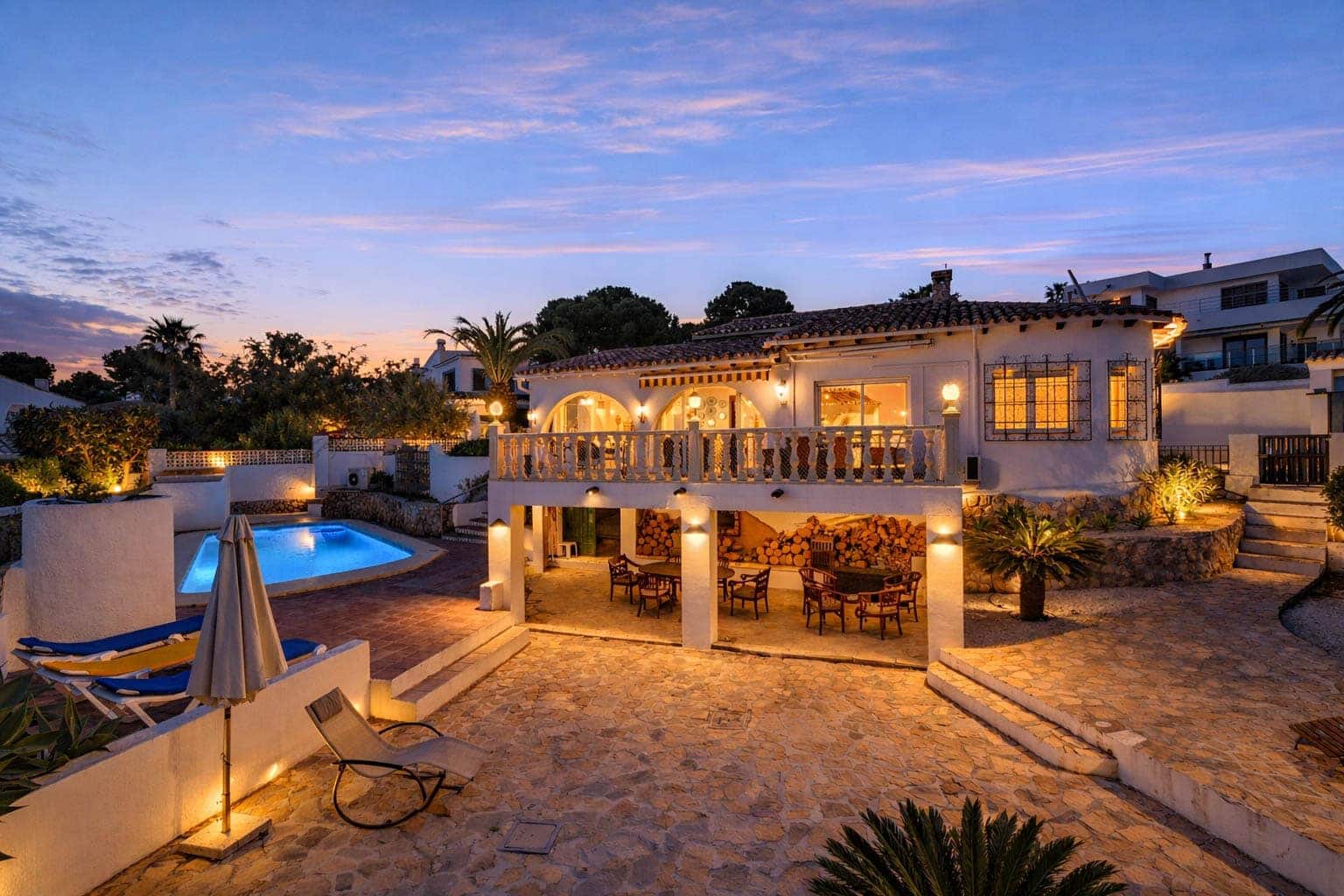 Chalet de 3 habitaciones en Moraira en venta con piscina - 1.150.000 € (Ref: 9997401)