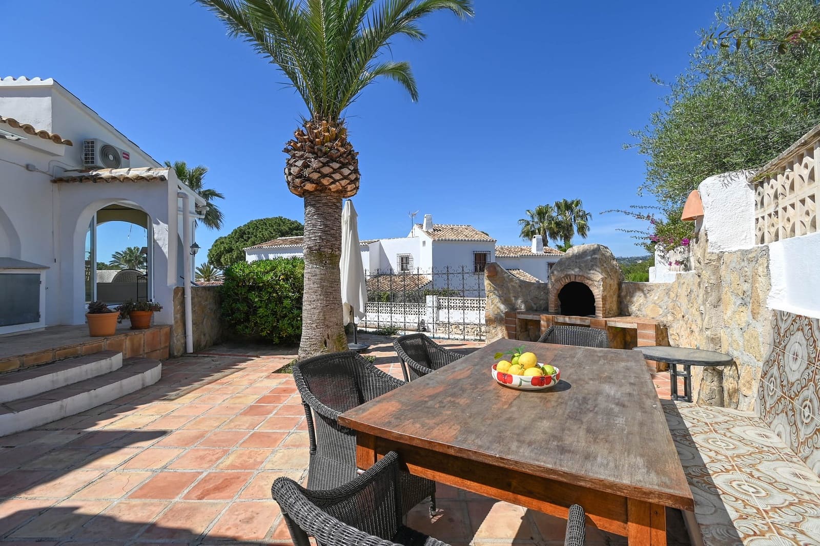 Chalet de 3 habitaciones en Moraira en venta con piscina - 1.150.000 € (Ref: 9997401)