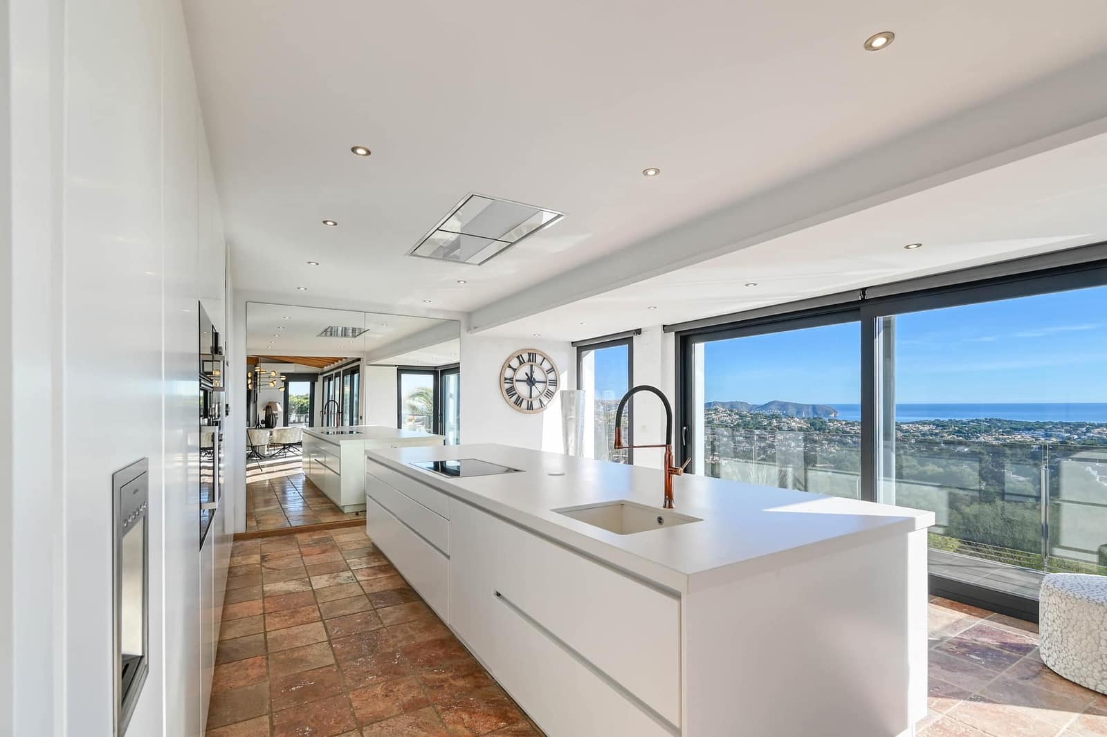 6 soveværelse Villa til salg i Benissa med swimmingpool garage - € 3.900.000 (Ref: 9997402)