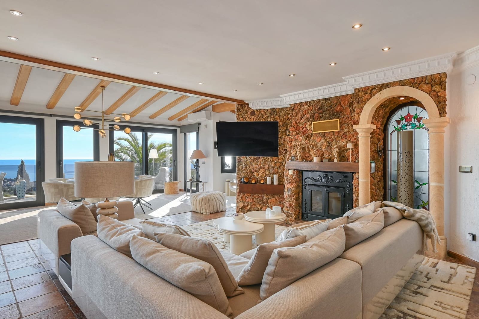 6 soveværelse Villa til salg i Benissa med swimmingpool garage - € 3.900.000 (Ref: 9997402)