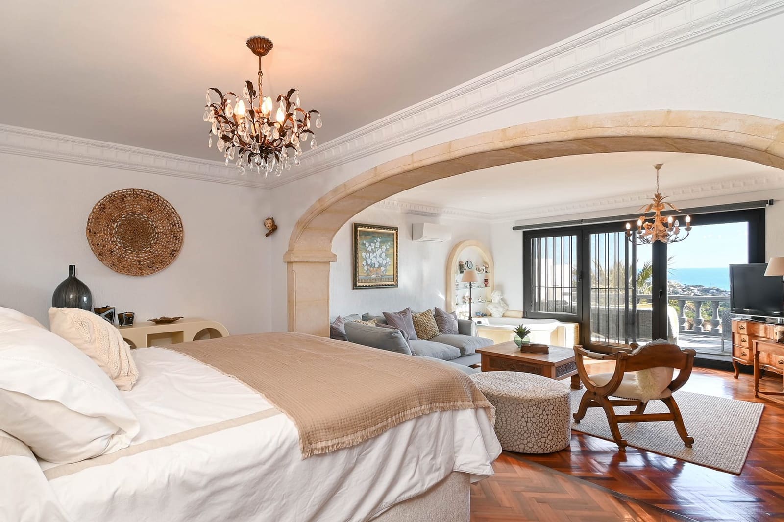 6 soveværelse Villa til salg i Benissa med swimmingpool garage - € 3.900.000 (Ref: 9997402)