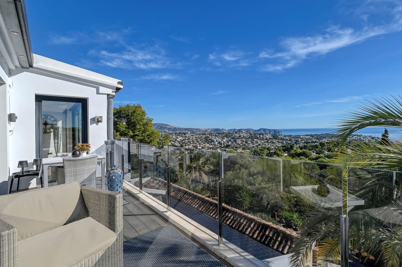 6 soveværelse Villa til salg i Benissa med swimmingpool garage - € 3.900.000 (Ref: 9997402)