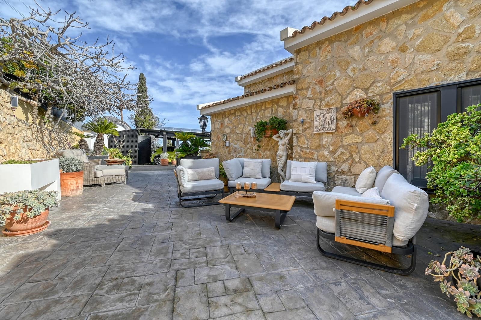 6 soveværelse Villa til salg i Benissa med swimmingpool garage - € 3.900.000 (Ref: 9997402)