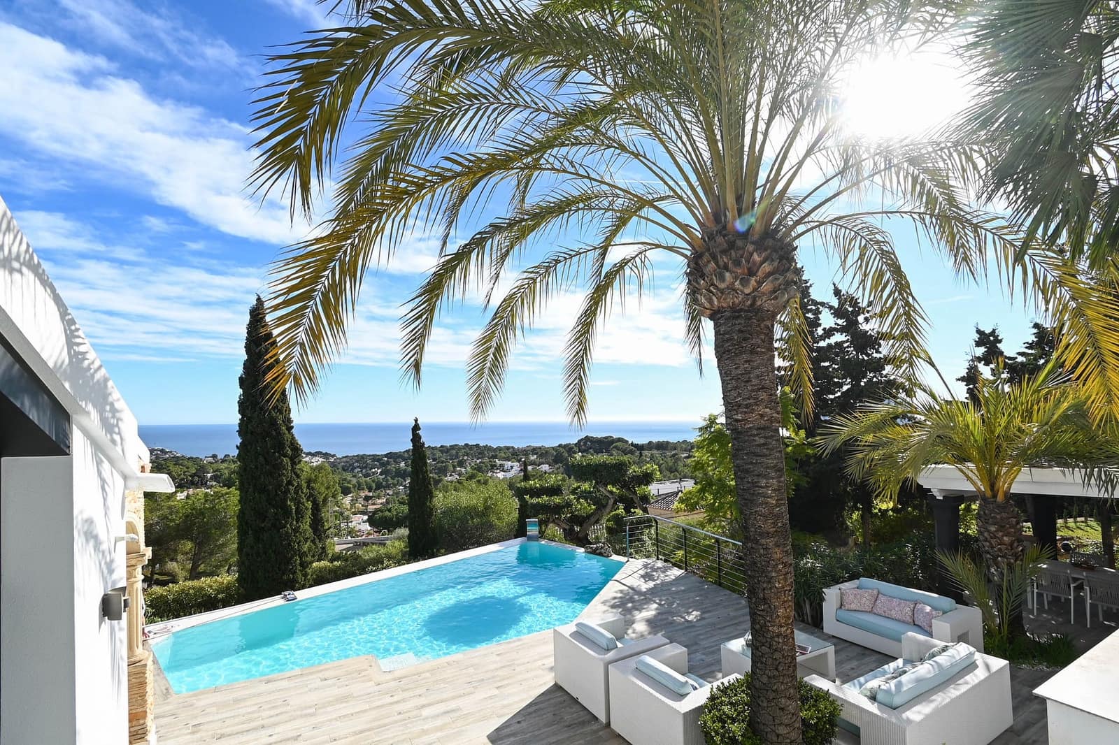 6 soveværelse Villa til salg i Benissa med swimmingpool garage - € 3.900.000 (Ref: 9997402)