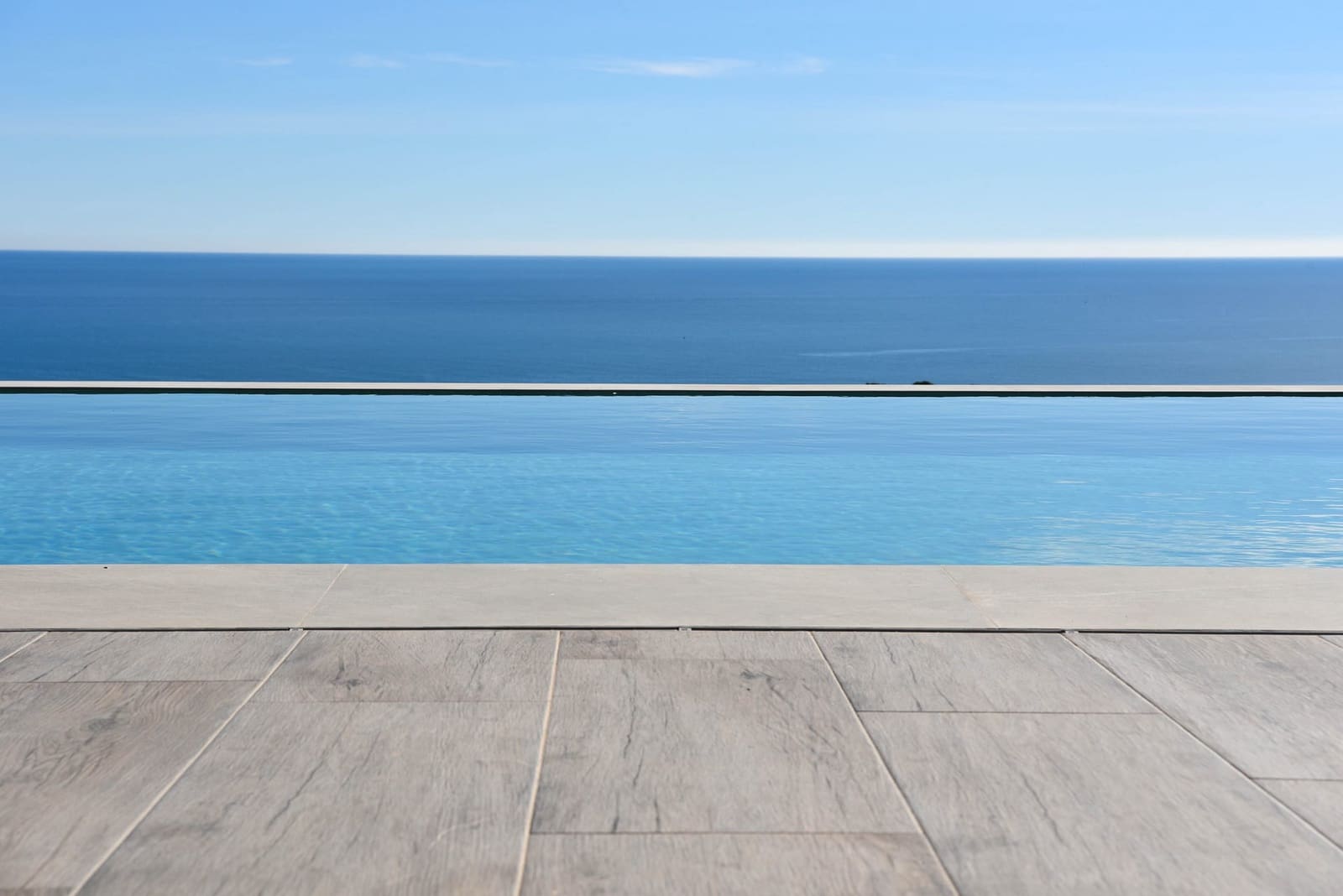 6 soveværelse Villa til salg i Benissa med swimmingpool garage - € 3.900.000 (Ref: 9997402)