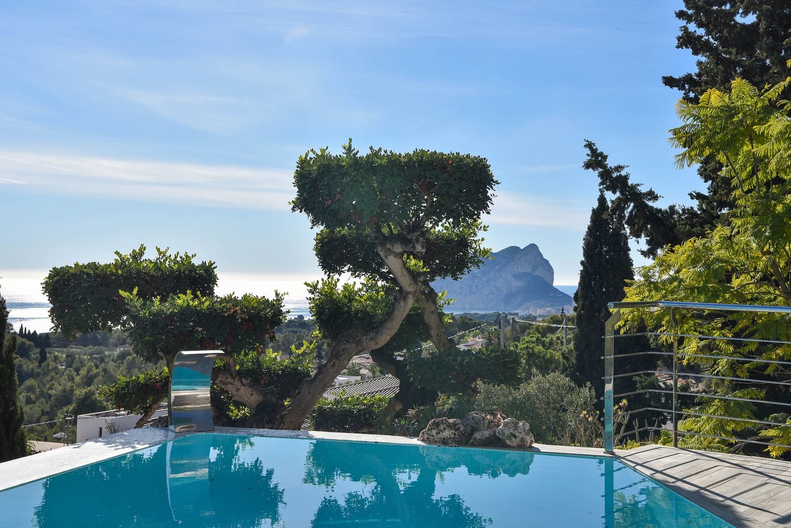 6 soveværelse Villa til salg i Benissa med swimmingpool garage - € 3.900.000 (Ref: 9997402)