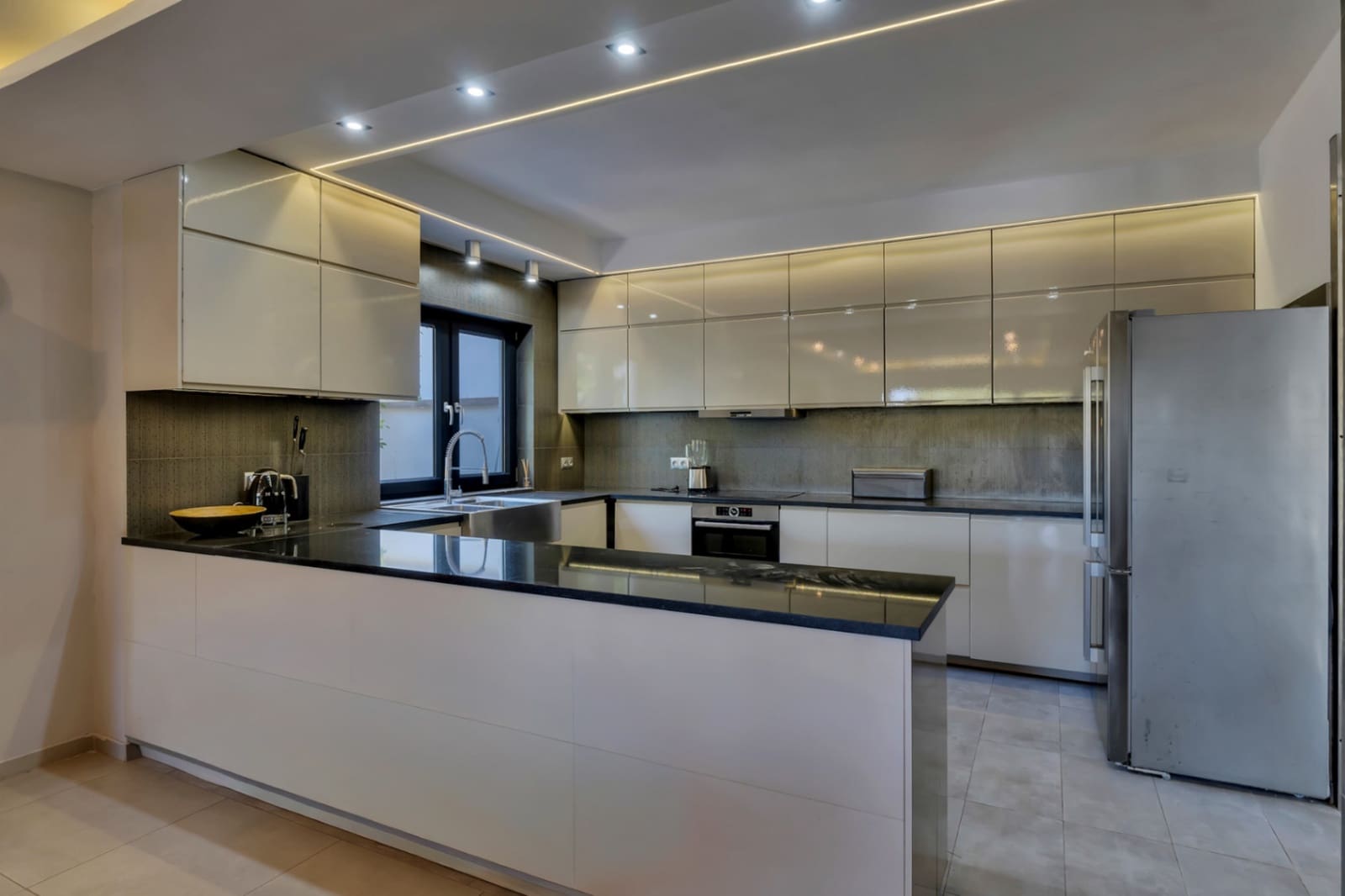 3 soverom Villa til salgs i Javea / Xabia med svømmebasseng garasje - € 1 390 000 (Ref: 9997403)