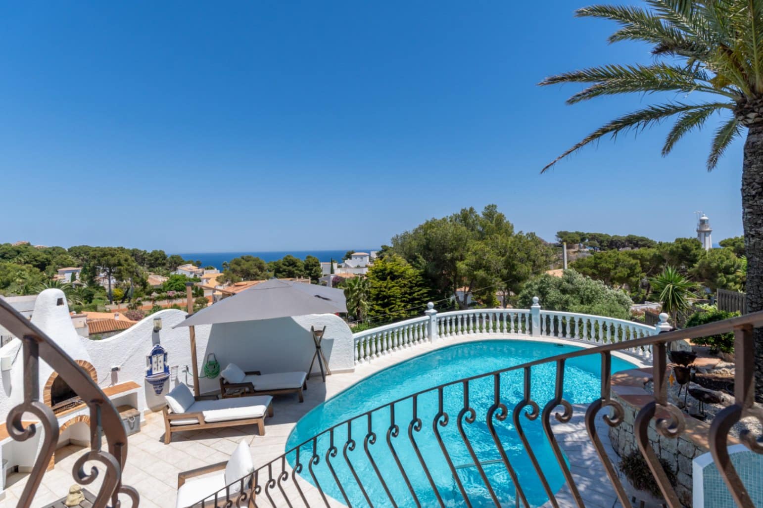 4 soveværelse Villa til salg i Javea / Xabia med swimmingpool garage - € 1.730.000 (Ref: 9997404)
