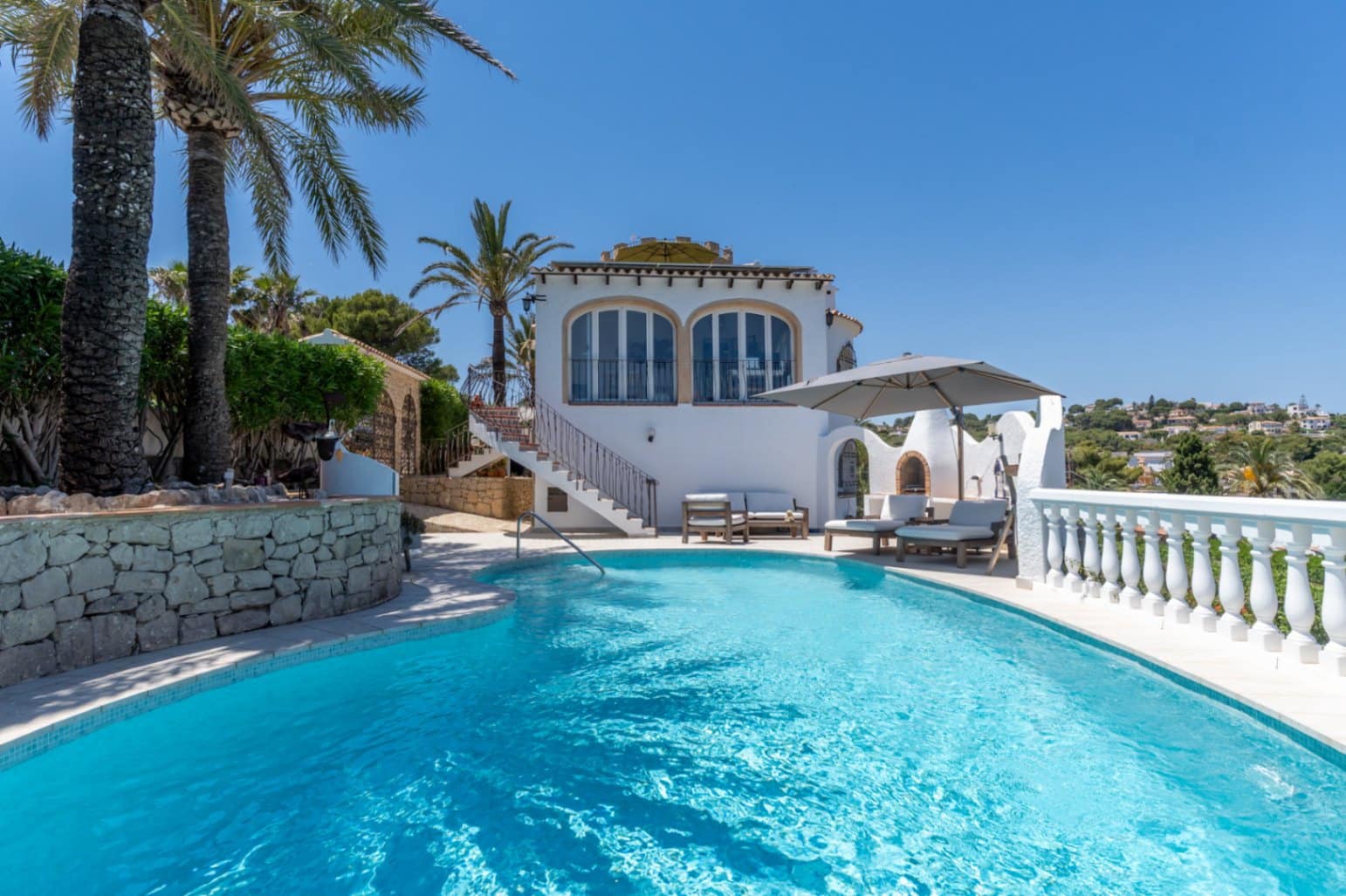 4 soveværelse Villa til salg i Javea / Xabia med swimmingpool garage - € 1.730.000 (Ref: 9997404)