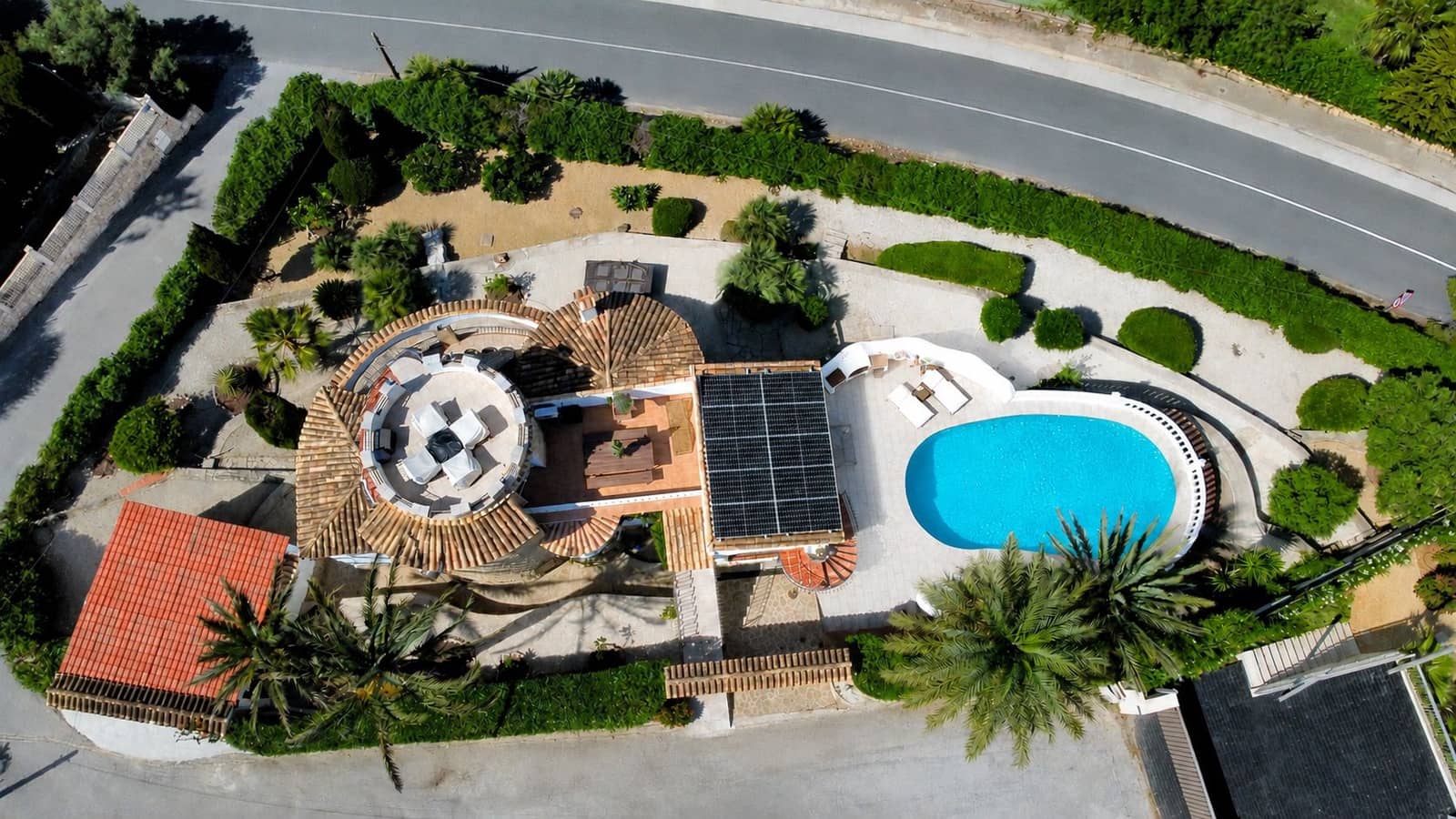 4 soveværelse Villa til salg i Javea / Xabia med swimmingpool garage - € 1.730.000 (Ref: 9997404)