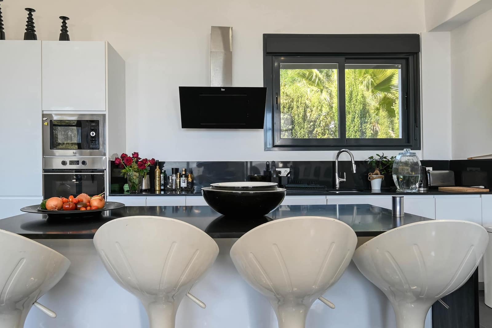 4 soverom Villa til salgs i Moraira med svømmebasseng garasje - € 1 395 000 (Ref: 9997406)