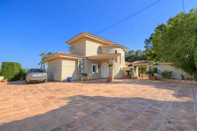 3 slaapkamer Villa te koop in Pinar del Advocat - Cometa, Teulada-Moraira met zwembad garage - € 950.000 (Ref: 9997407)