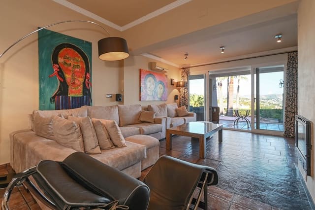 3 slaapkamer Villa te koop in Pinar del Advocat - Cometa, Teulada-Moraira met zwembad garage - € 950.000 (Ref: 9997407)