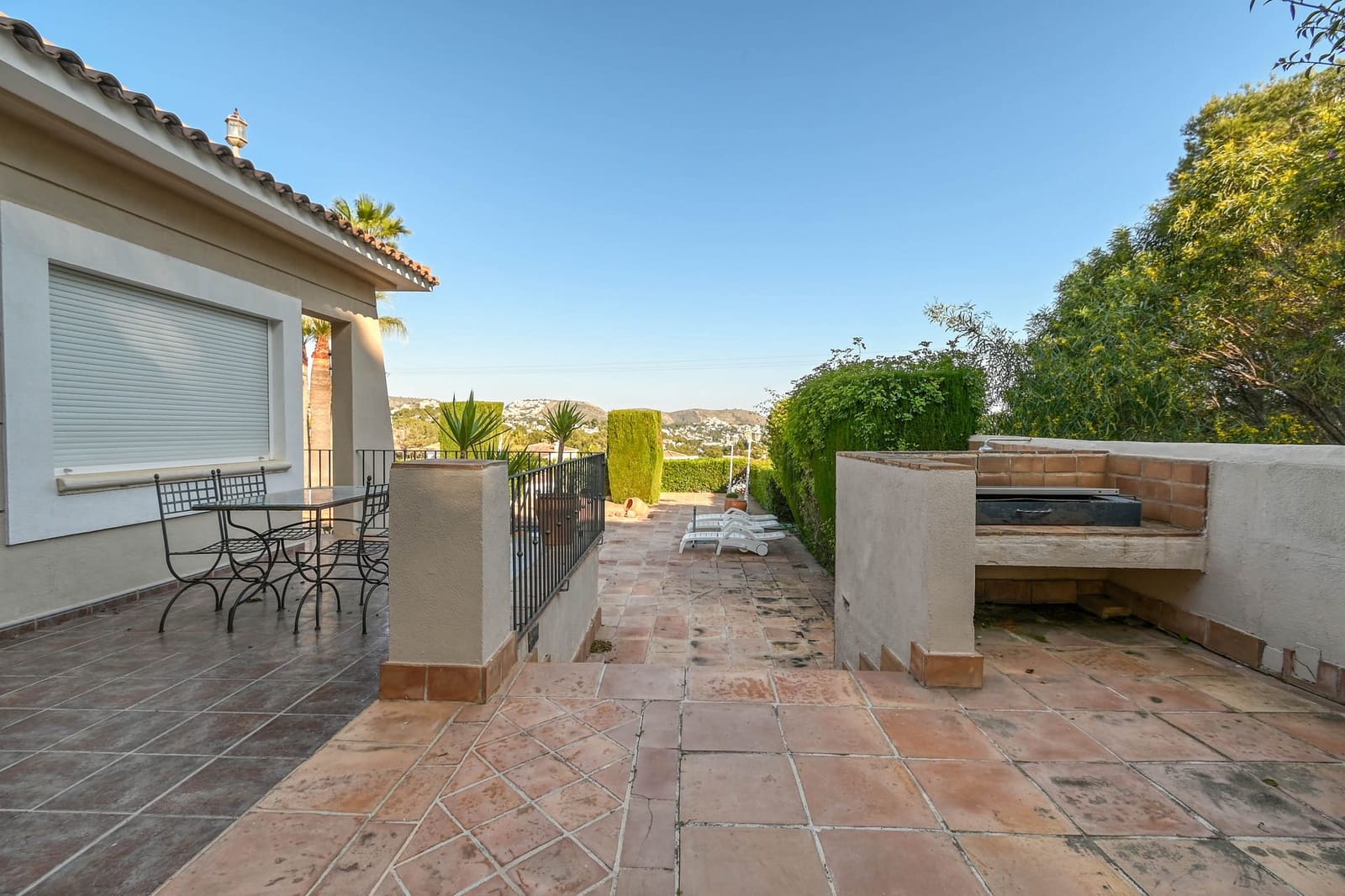 3 sypialnia Willa na sprzedaż w Moraira z basenem garażem - 950 000 € (Ref: 9997407)
