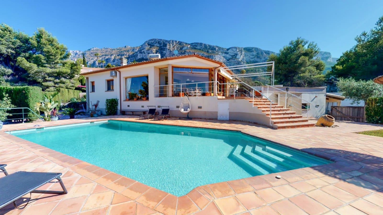 6 soverom Villa til salgs i Denia med svømmebasseng garasje - € 1 200 000 (Ref: 9997409)