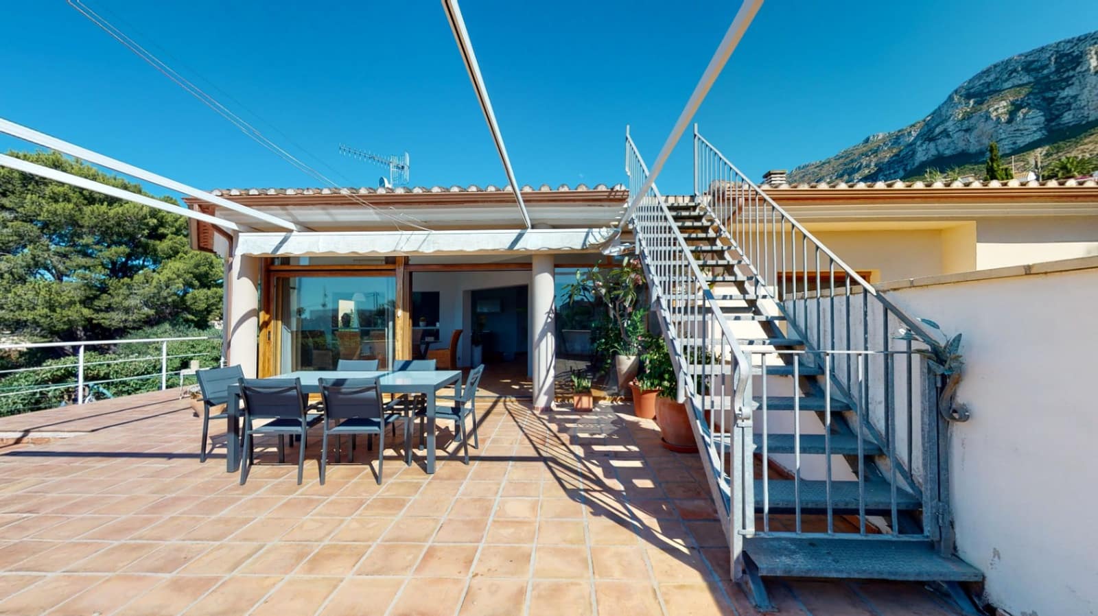6 soverom Villa til salgs i Denia med svømmebasseng garasje - € 1 200 000 (Ref: 9997409)