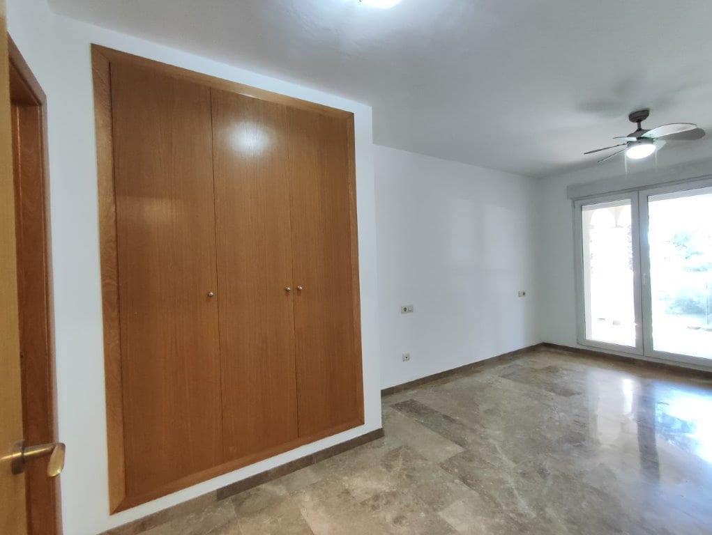 2 sovrum Lägenhet till salu i Denia med pool garage - 319 000 € (Ref: 9997413)