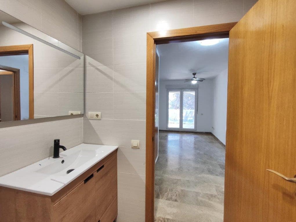 2 sovrum Lägenhet till salu i Denia med pool garage - 319 000 € (Ref: 9997413)