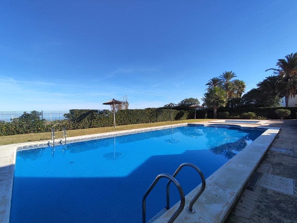 2 sovrum Lägenhet till salu i Denia med pool garage - 319 000 € (Ref: 9997413)