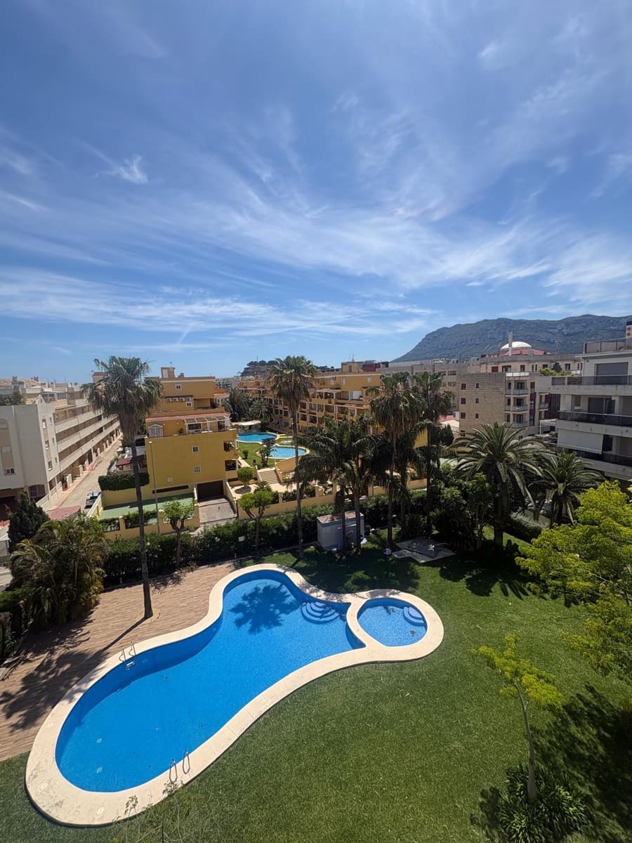 3 soverom Penthouse til salgs i Denia med svømmebasseng garasje - € 685 000 (Ref: 9997415)