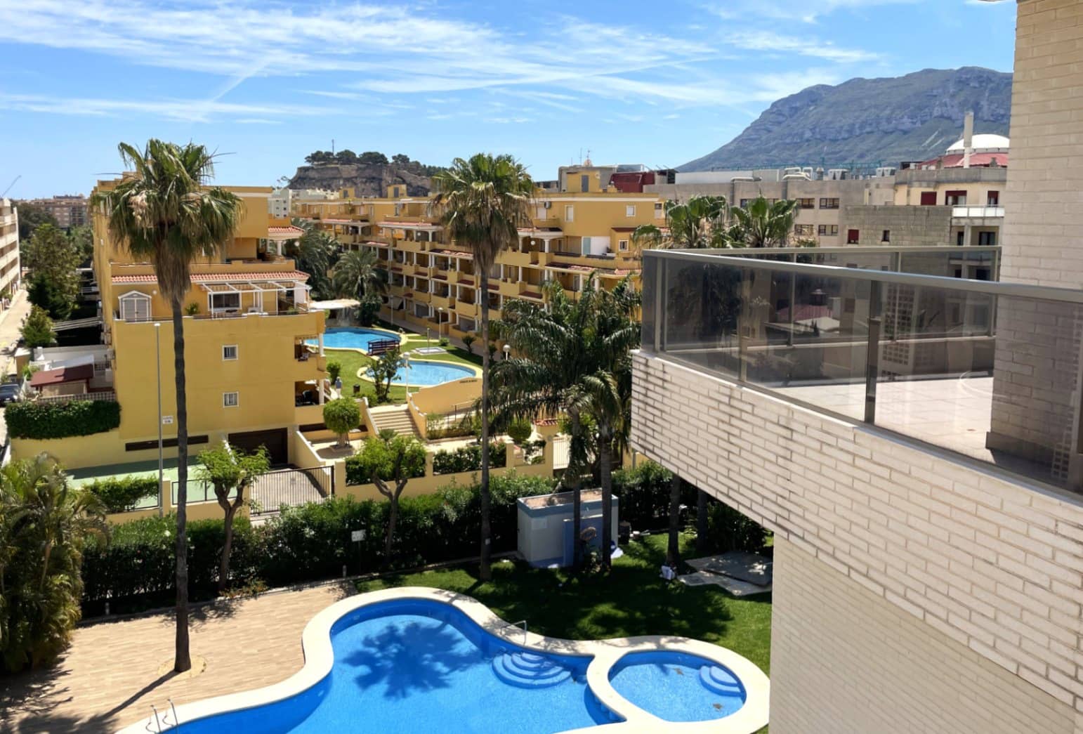 3 soverom Penthouse til salgs i Denia med svømmebasseng garasje - € 685 000 (Ref: 9997415)