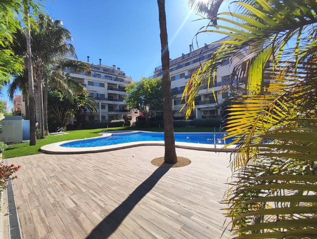 3 soverom Penthouse til salgs i Denia med svømmebasseng garasje - € 685 000 (Ref: 9997415)