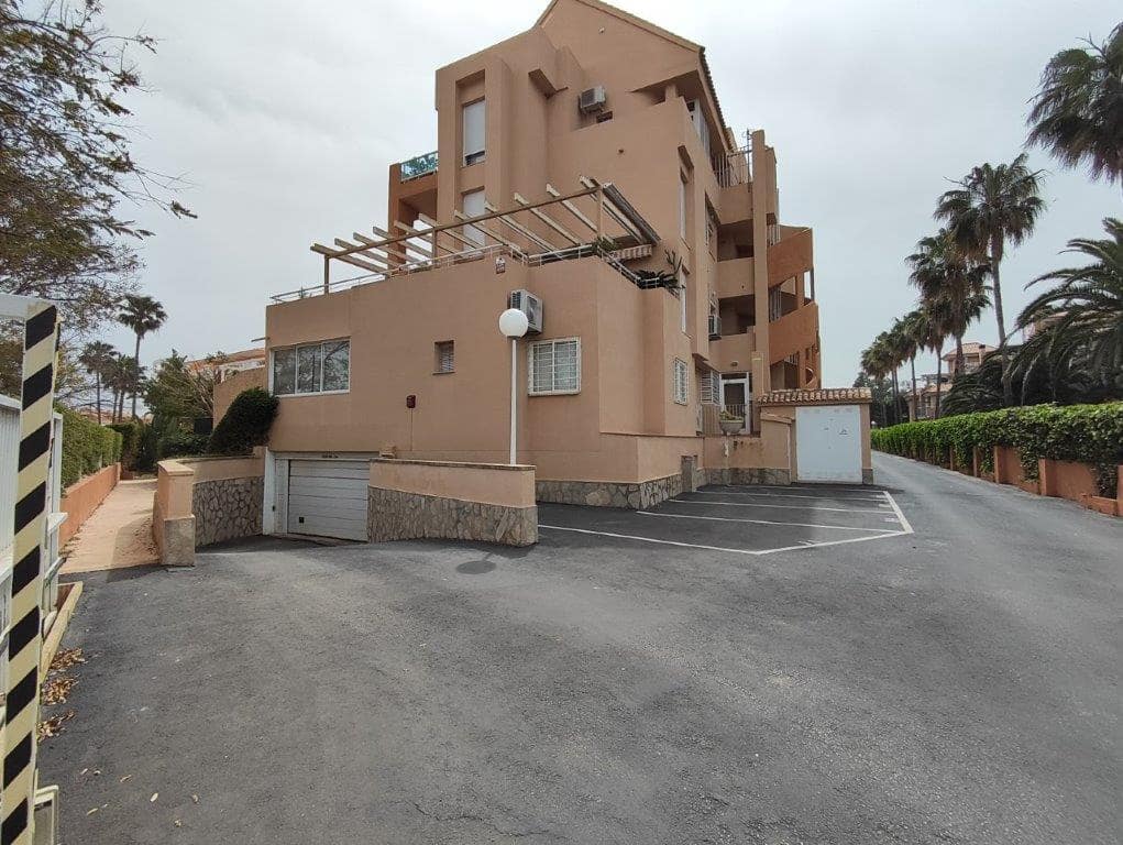 Apartamento de 2 habitaciones en Dénia en venta con piscina garaje - 330.000 € (Ref: 9997418)