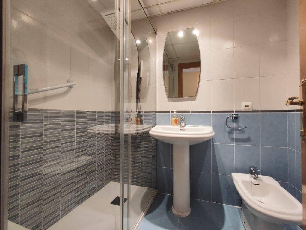 Apartamento de 2 habitaciones en Dénia en venta con piscina garaje - 330.000 € (Ref: 9997418)