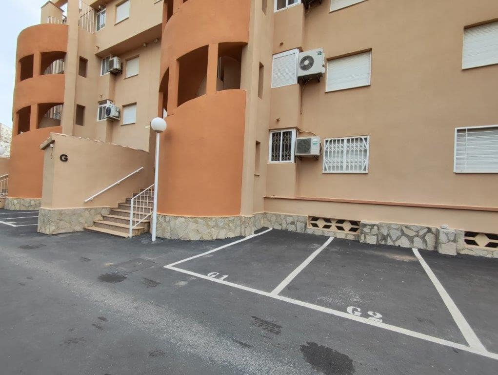 Apartamento de 2 habitaciones en Dénia en venta con piscina garaje - 330.000 € (Ref: 9997418)