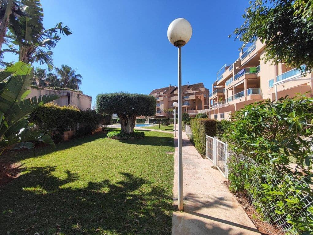 Apartamento de 2 habitaciones en Dénia en venta con piscina garaje - 330.000 € (Ref: 9997418)