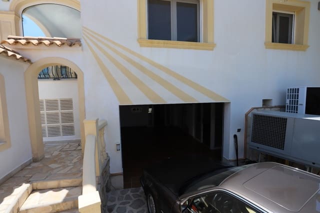 6 soveværelse Villa til salg i El Montgó, Dénia med swimmingpool garage - € 890.000 (Ref: 9997419)