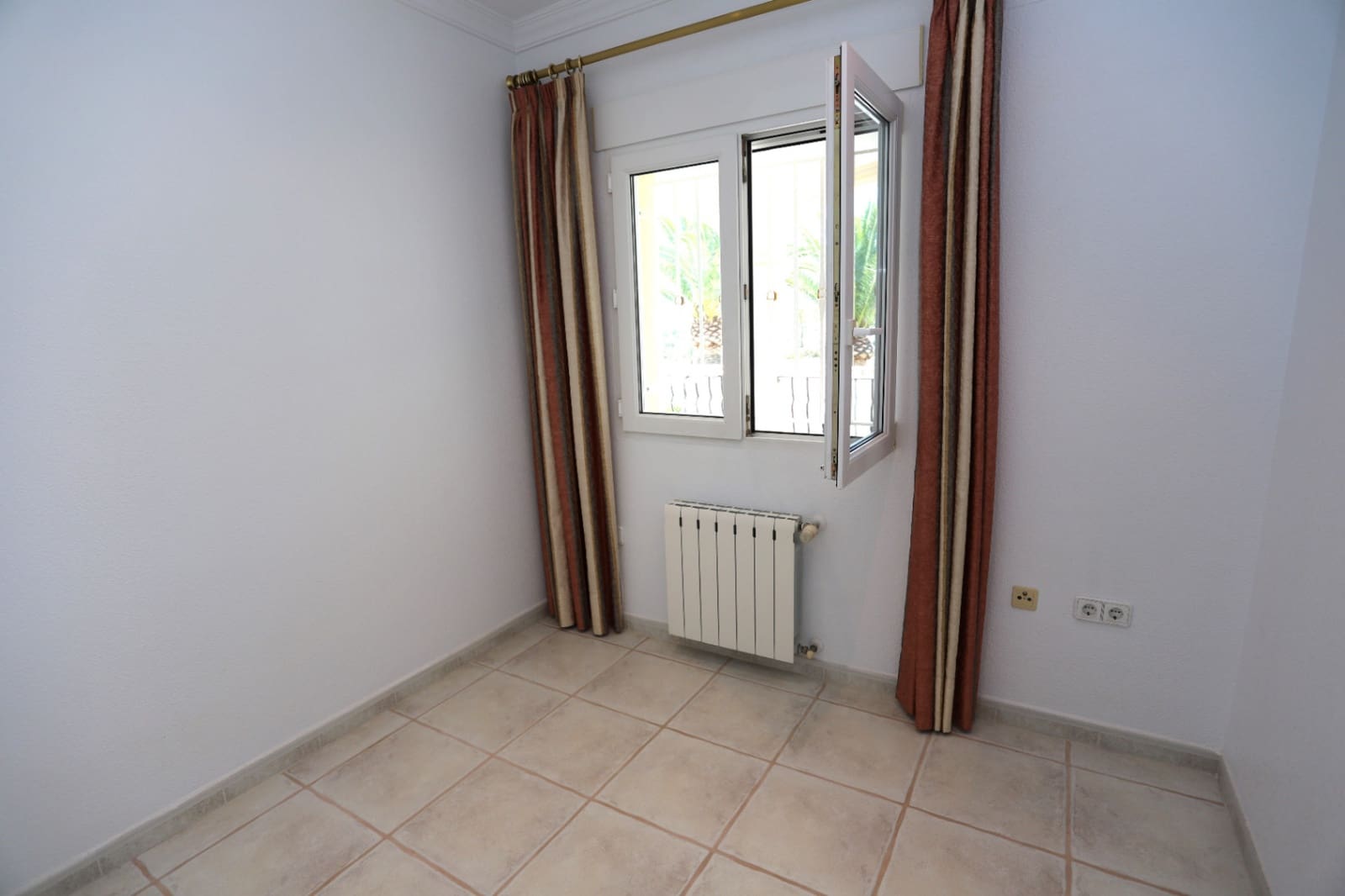 6 soverom Villa til salgs i Denia med svømmebasseng garasje - € 890 000 (Ref: 9997419)
