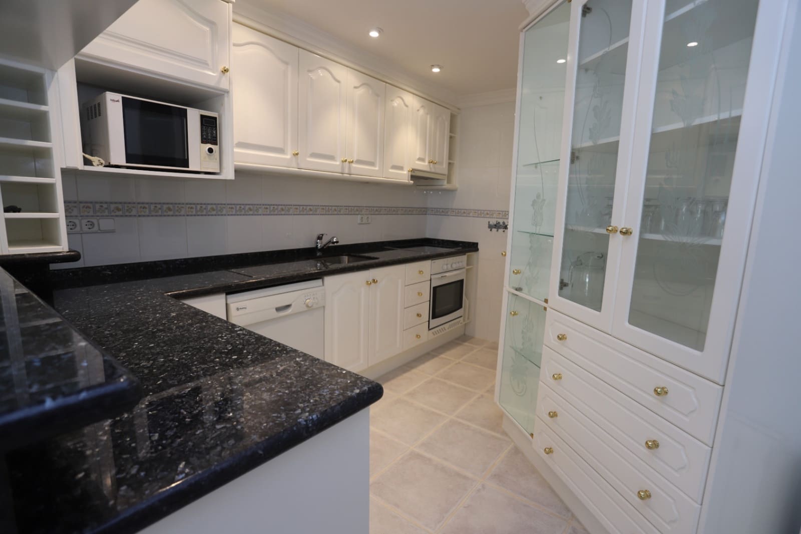 6 soverom Villa til salgs i Denia med svømmebasseng garasje - € 890 000 (Ref: 9997419)