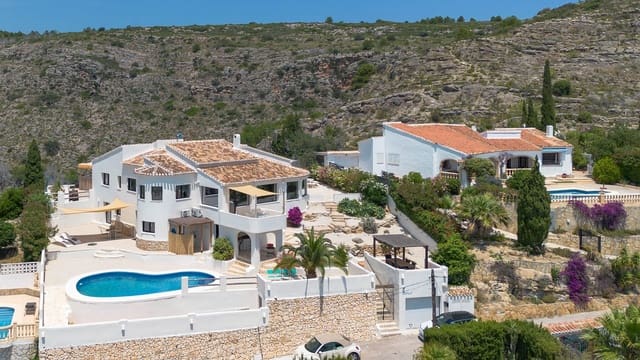 4 soverom Villa til salgs i Partida Tosal - Zona del Castellans, Javea / Xàbia med svømmebasseng garasje - € 1 450 000 (Ref: 9997420)