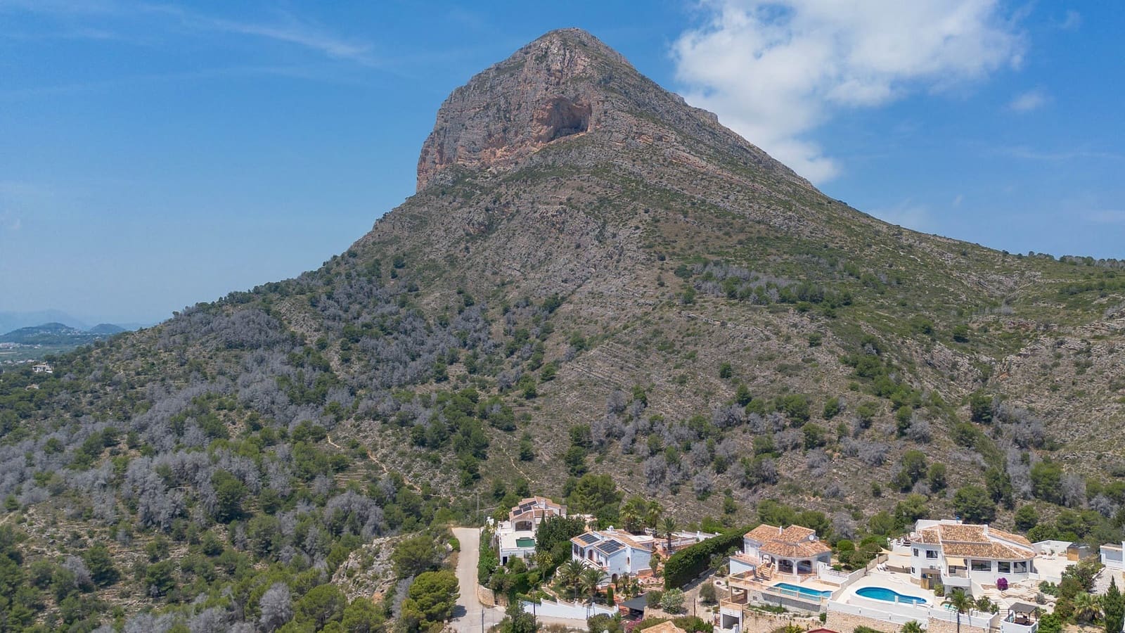 4 soverom Villa til salgs i Javea / Xabia med svømmebasseng garasje - € 1 450 000 (Ref: 9997420)