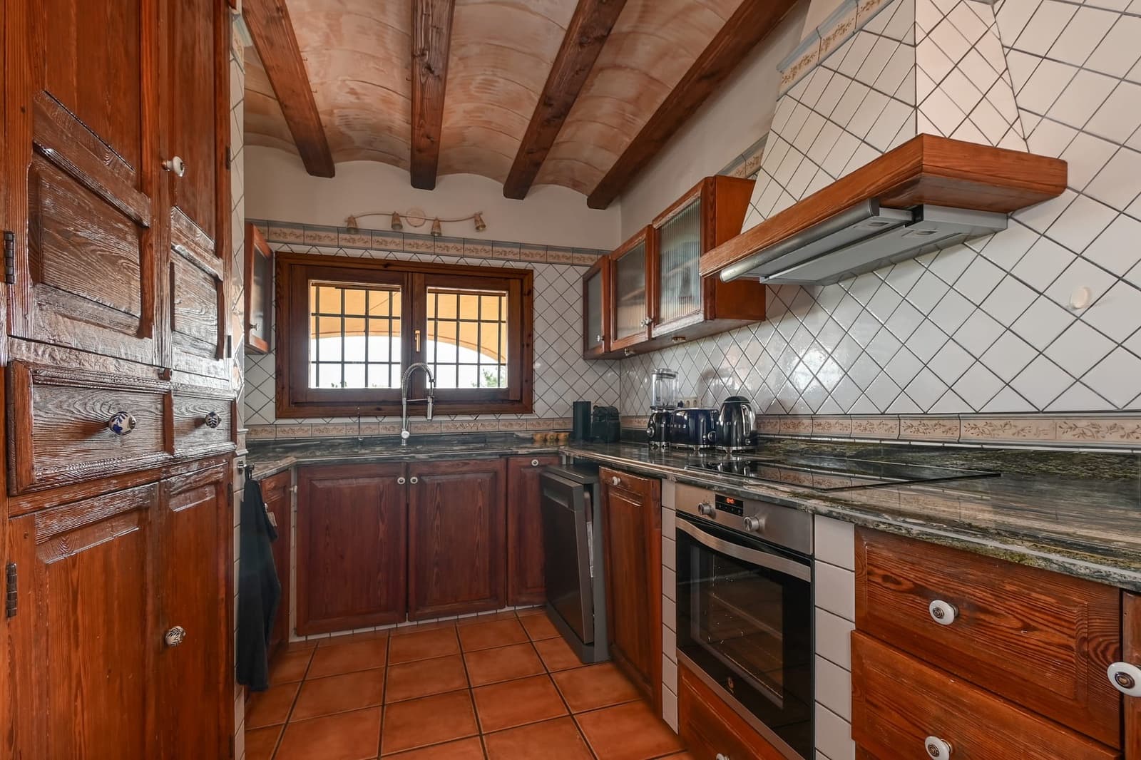6 soverom Finca/Herregård til salgs i Benissa med svømmebasseng garasje - € 2 390 000 (Ref: 9997423)