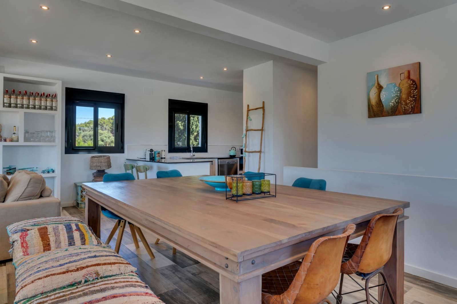 6 slaapkamer Villa te koop in Arenal met zwembad garage - € 1.250.000 (Ref: 9997431)